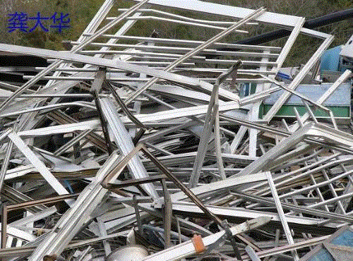 Nanchang, Jiangxi Province specializes in recycling 10 tons of 201 stainless steel waste