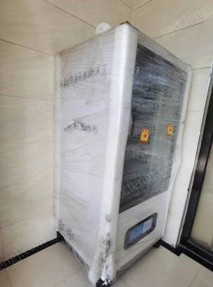 内蒙古乌海因个人原因，出售全新瑞科扫码自动售货机