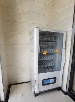 内蒙古乌海因个人原因，出售全新瑞科扫码自动售货机