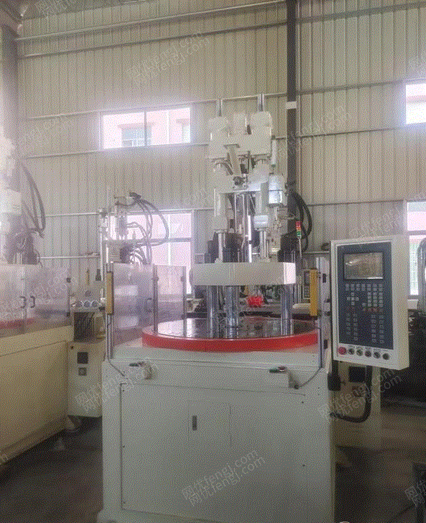 二手立式注塑机出售