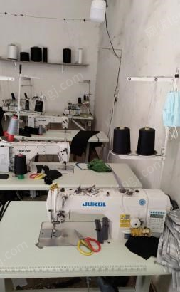 湖南邵阳服装厂全套设备9成新电脑全自动缝纫机，锁边机等处理