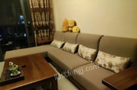 广西柳州因客厅不大、诚意转让七成新新中式胡桃木沙发、茶几和餐桌椅