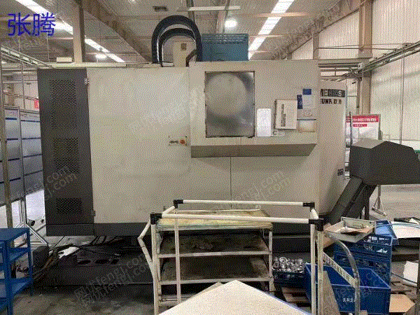 Taiwan Ouma ME-810S double-station vertical machining center