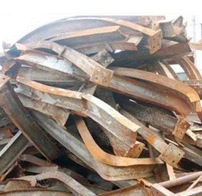A large number of scrap iron are recycled in Shandong