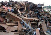 A large amount of high priced cash is used to recover scrap iron in Chongqing all year round