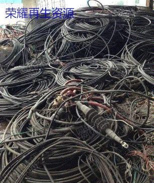 A large number of waste cables are recycled in Guangzhou