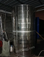 湖北荆州因多购入一个，三吨保温水箱出售