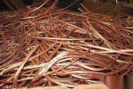 A large number of scrap copper wires are recovered in Baoshan District, Shanghai