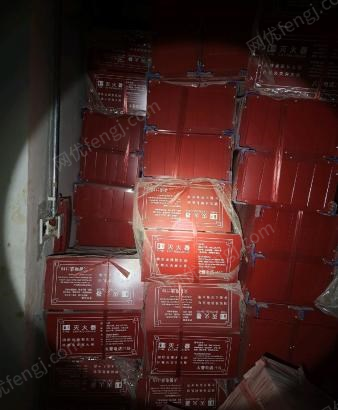 广东惠州出售灭火器箱。是新的，未使用过