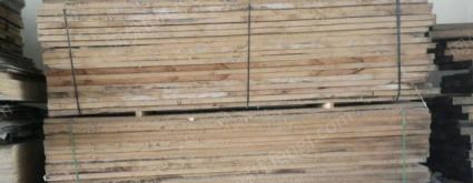 江苏宿迁因原木制家具配件厂停产。剩余木材待处理