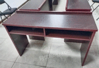广西玉林转让培训桌，桌长1.2米，宽40厘米，高75厘米