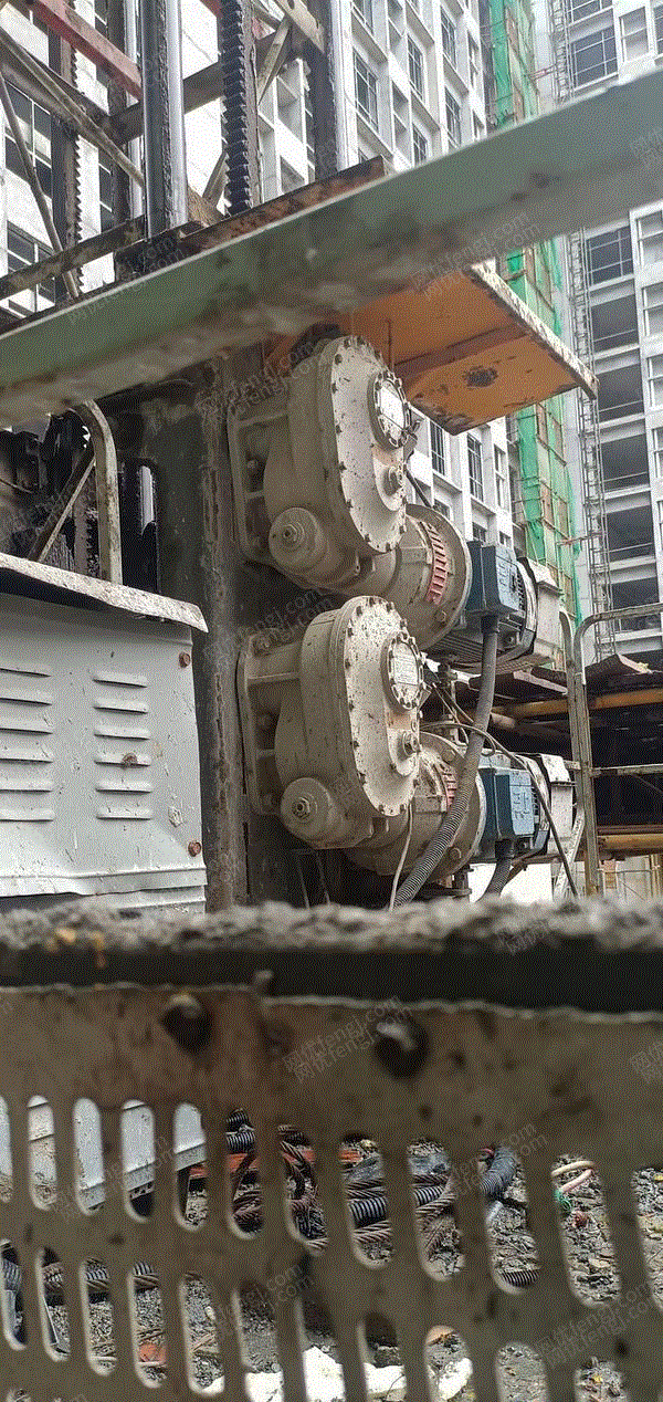 二手建筑施工電梯價格