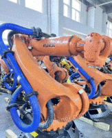 湖南长沙转让库卡搬运机器人,点焊机器人,搬运码垛机器人
