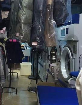 干洗店低价转让，出售干洗机，烘干机，烫台，包装机，传输带等
