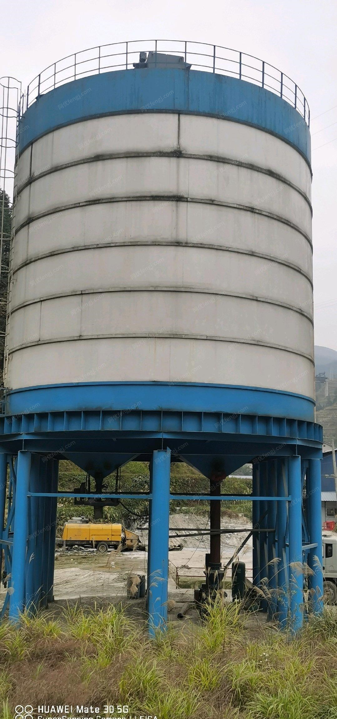 山西太原急售2000吨水泥储蓄罐