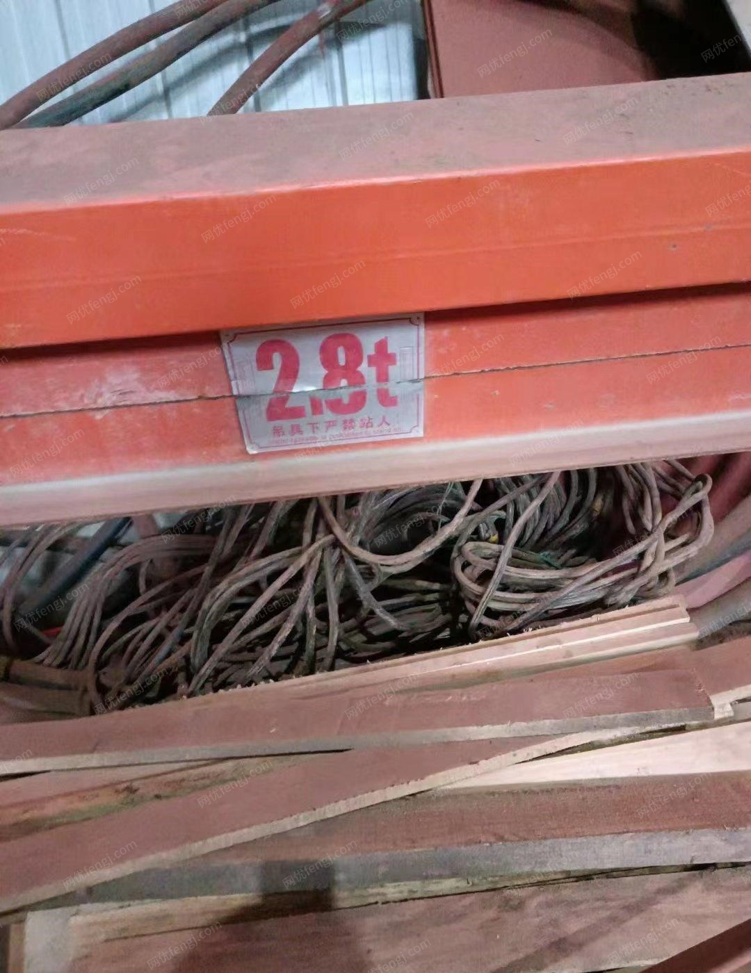 安徽阜阳出售:二手行吊，总长9.25米。