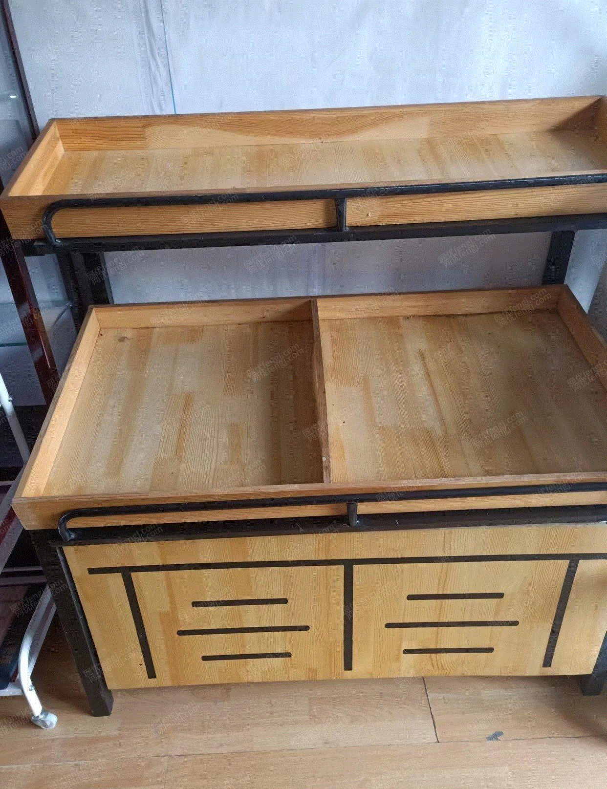 山東泰安蔬菜水果貨架展柜九成新低價(jià)出售 其他轉(zhuǎn)讓