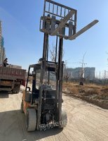 甘肃兰州出售3.5吨杭州叉车带侧移