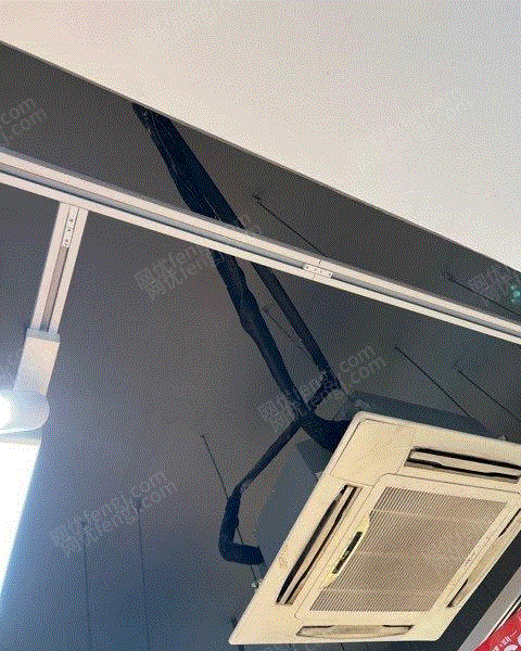 二手風(fēng)冷熱泵機(jī)組出售