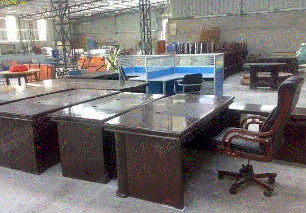 Hefei buys second-hand office furniture at a high price