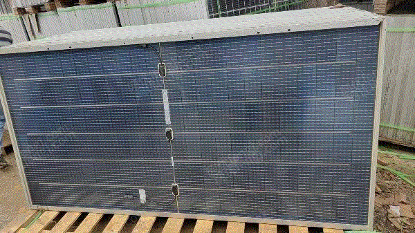 Professional Recycling of Photovoltaic Modules in Yangzhou, Jiangsu Province