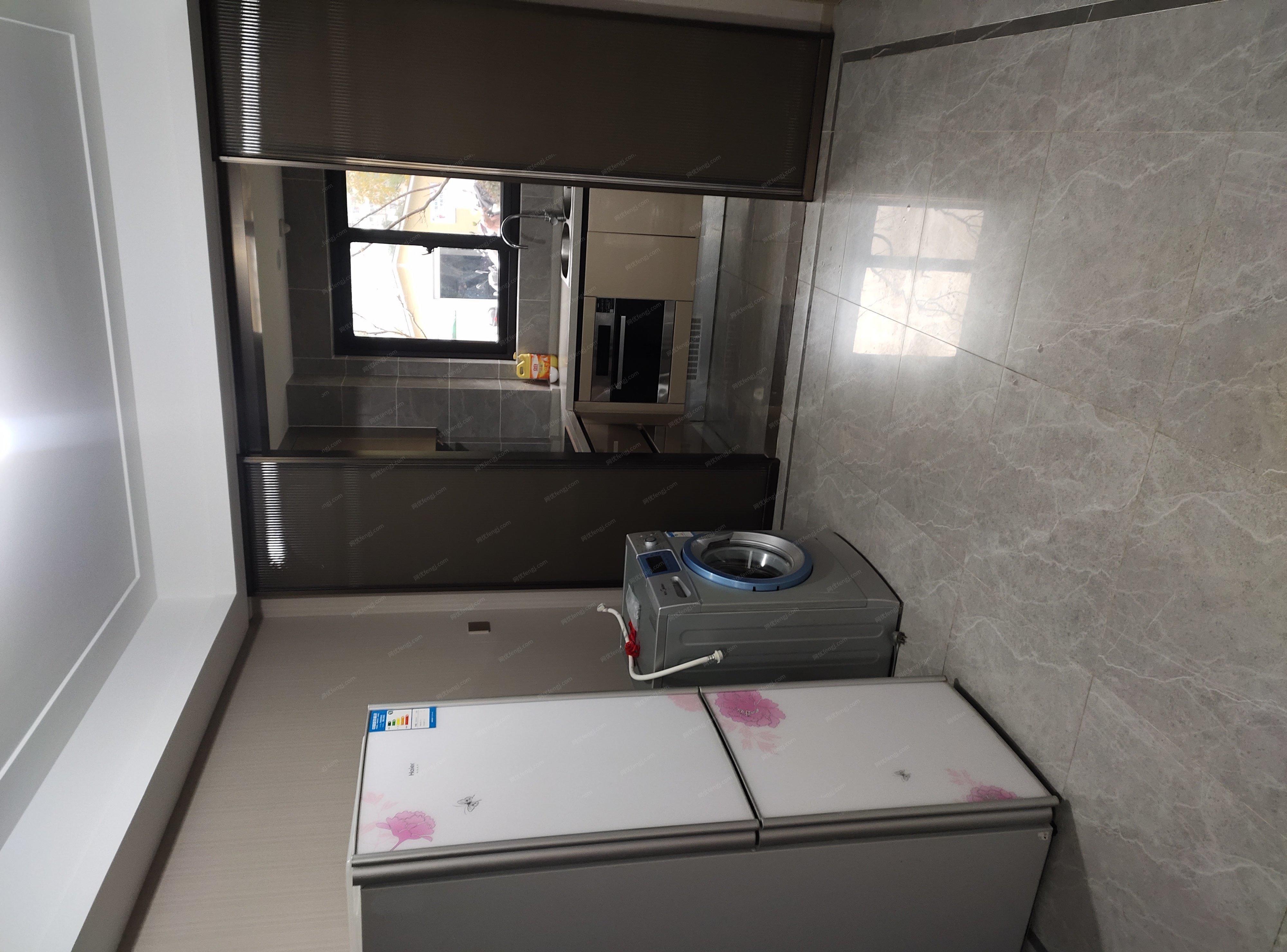 江苏苏州因自己搬新家，转让二手冰箱+洗衣机
