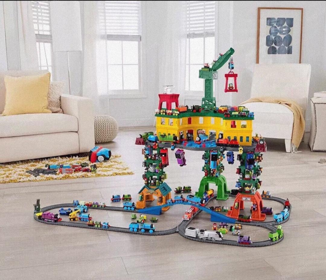 出售托马斯小火车玩具男孩 托马斯限量车站豪华套装电动轨道FGR22，售出不退不换