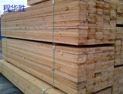 Guangdong recycles a large number of waste wood squares
