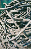 高价收购各种废旧电线电缆，废铜铝铁，不锈钢等金属