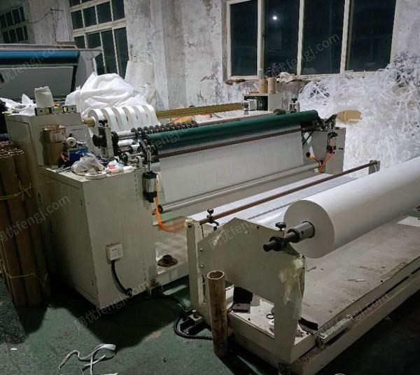 山东泰安因业务变更，转让1.8米无纺布分切机