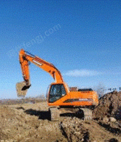 内蒙古乌兰察布急转个人二手斗山225-7挖掘机