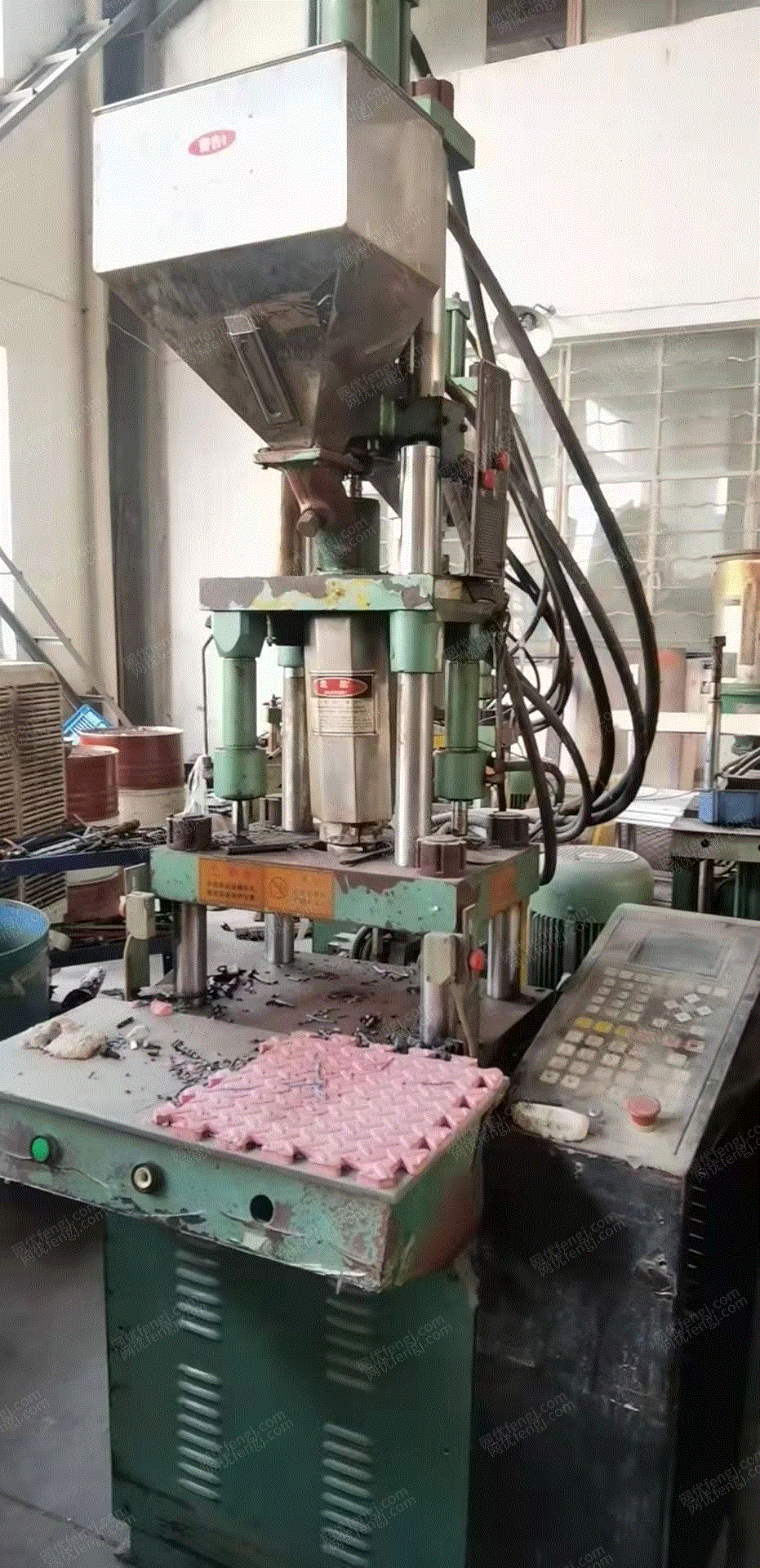 二手立式注塑机回收