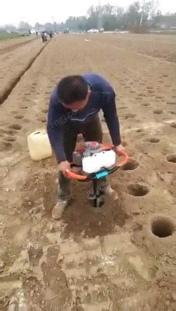 手提小型农用挖孔机打洞器转眼旋转工具 视频