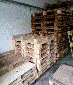 四川泸州木托盘便宜出售，几乎全新 