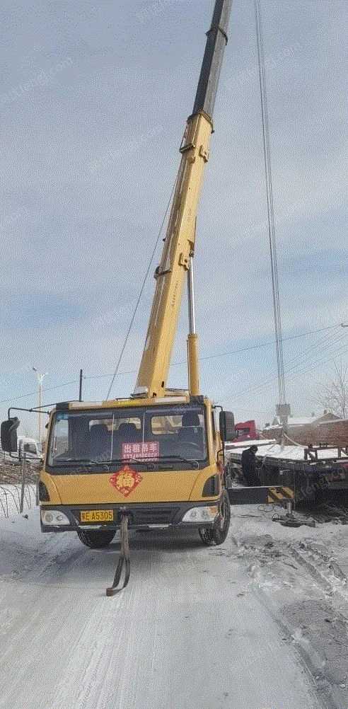 内蒙古呼伦贝尔出售13年柳工25吨吊车
