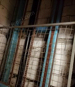 福建泉州工厂搬迁，液压式升降平台电梯9成新转让