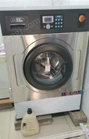吉林长春新机生意不好没怎么用干洗店水洗机脱水机 出售，有需要的联系我，