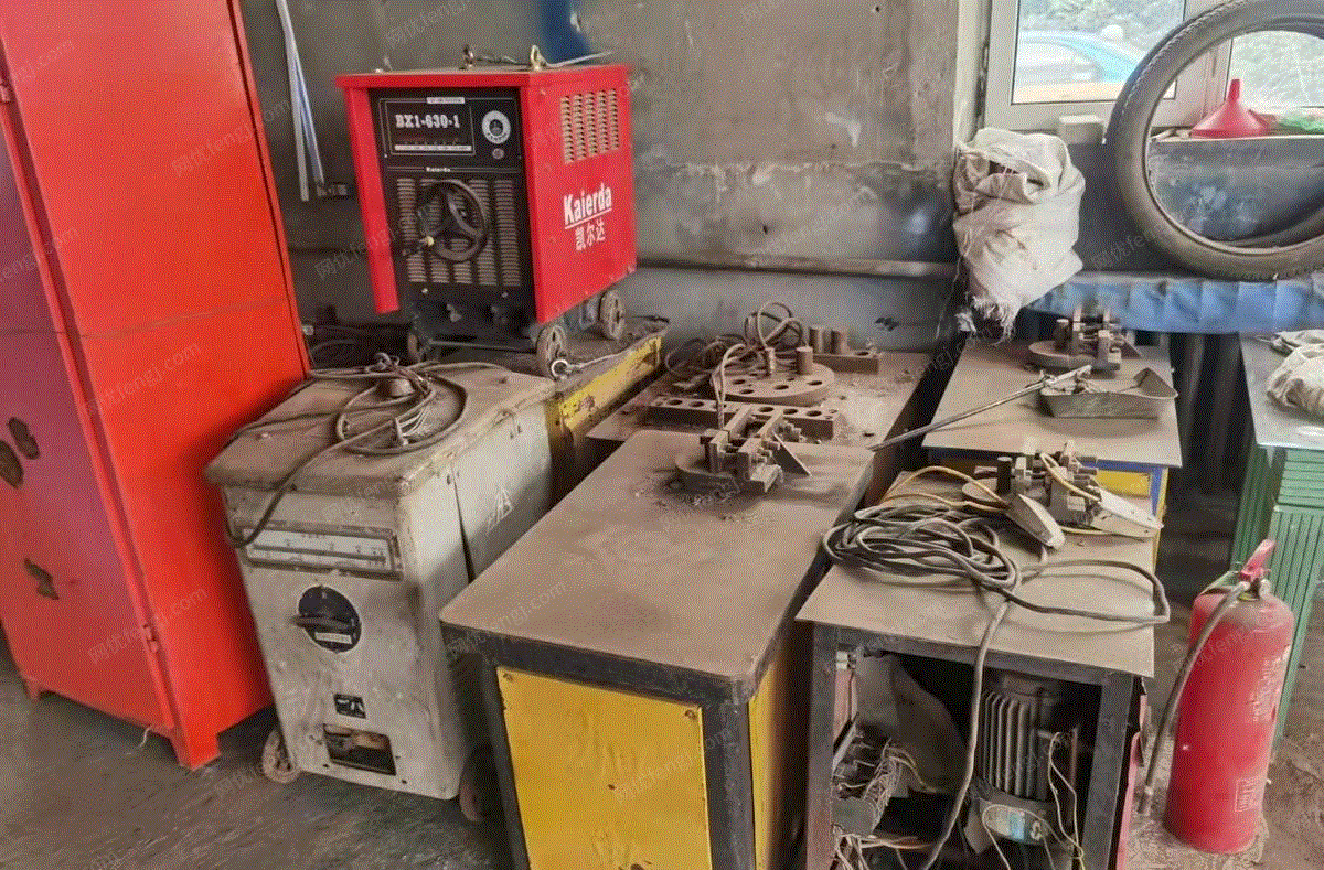 整体出售数控调直切断机，焊机，切割机，弯曲机，电机等