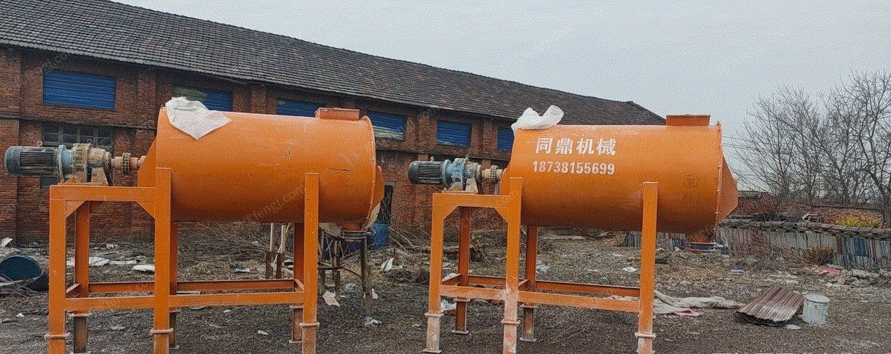 湖北荆州腻子粉机器9成新以上出售