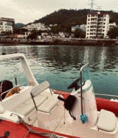 海南三亚出售90皮艇，动力好，发动机没有怎么用过 
