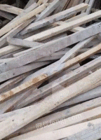 大量回收工地模板 木料 钢筋 钢管 扣件 等一切可利用建材
