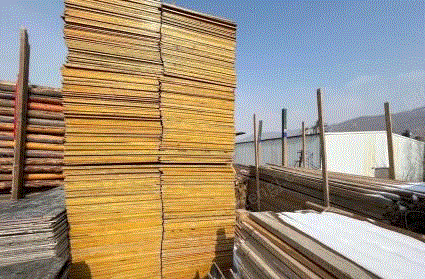 青海西宁低价出售板材方木等二手建筑建材