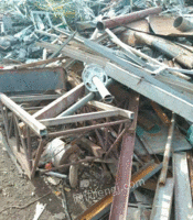 回收各种废铁，废铜 ，废钢