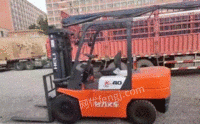 重庆个人急售3台二手合力叉车5吨3吨半、95新