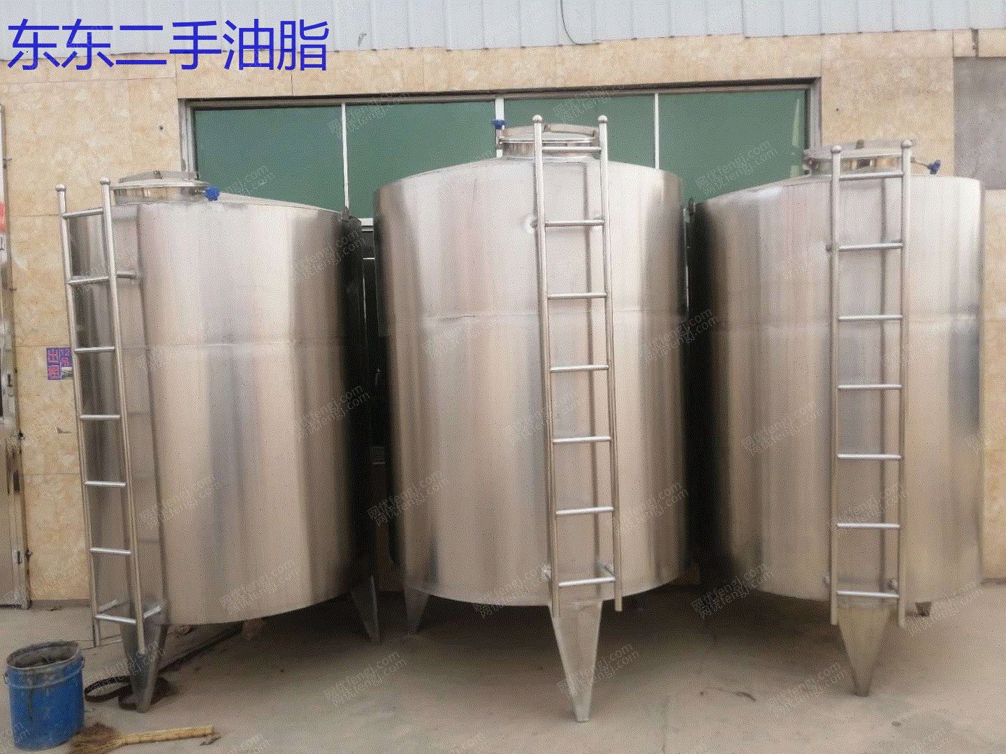 现货库存不锈钢储罐、玻璃钢盐酸储罐、储水罐