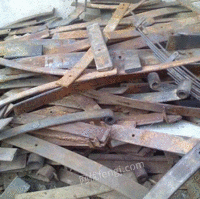 Jiangmen recycles a large amount of scrap iron and steel