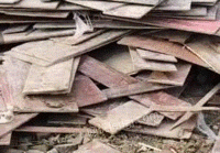 大量回收方木模板 构树 材火等废料