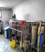 山东临沂车用尿素液生产厂设备转让，