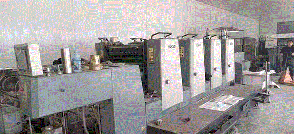 新疆乌鲁木齐出售冠华664四色印刷机