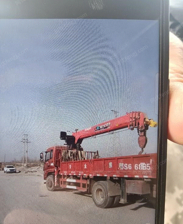 新疆喀什转让东风底盘8吨程力吊机